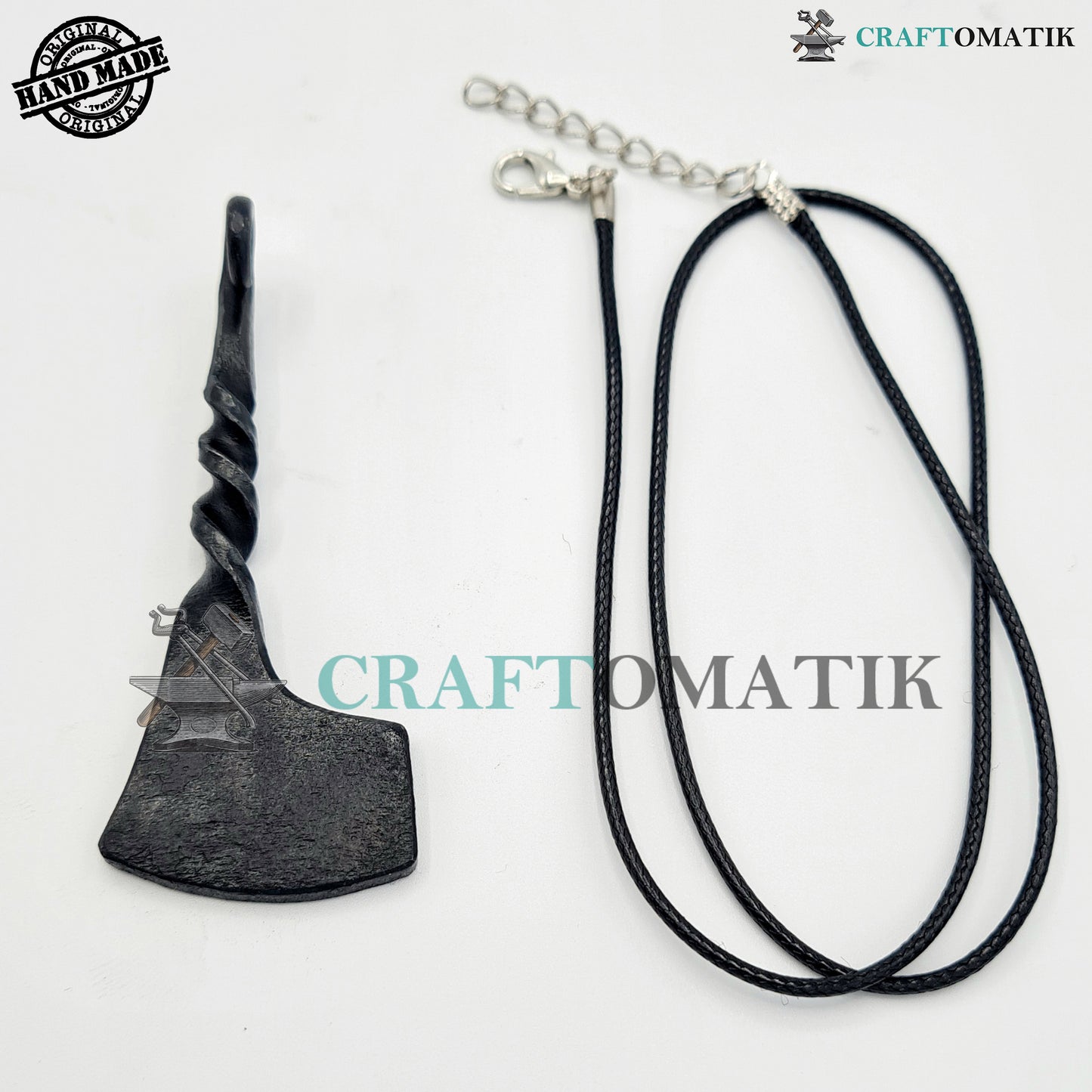 Mittelalterliches Amulett | Handgefertigter Wikinger-Anhänger | Keltisches Medaillon aus Schmiedeeisen | Axtform | HFA04