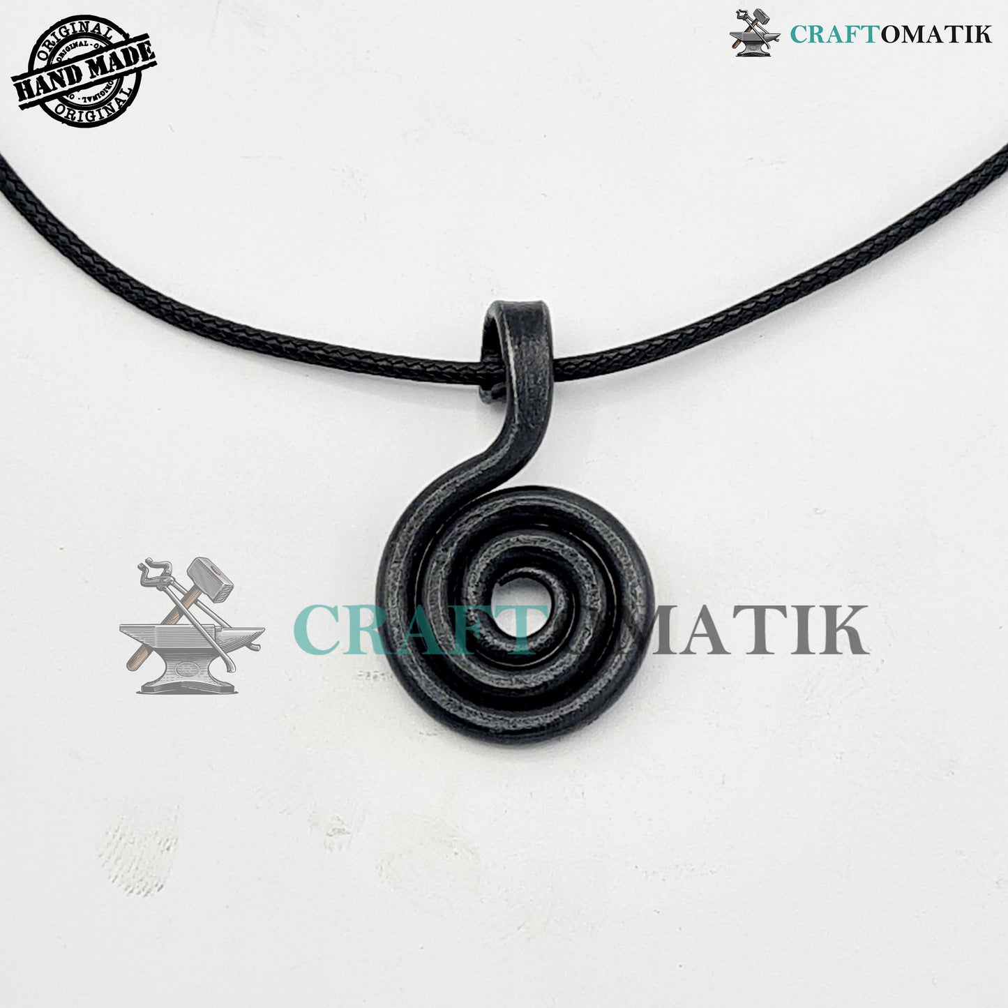 Mittelalterliches Amulett | Handgefertigter Wikinger-Anhänger | Keltisches Medaillon aus Schmiedeeisen | Schneckenform | HFA11