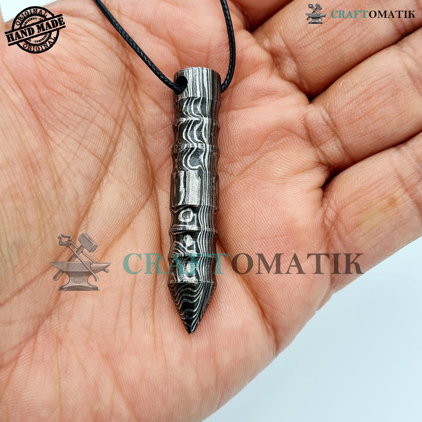 Amulett aus Damaszener Stahl | Handgefertigter Wikinger-Anhänger | Mittelalterliches keltisches Medaillon | Kugelform | HFA15