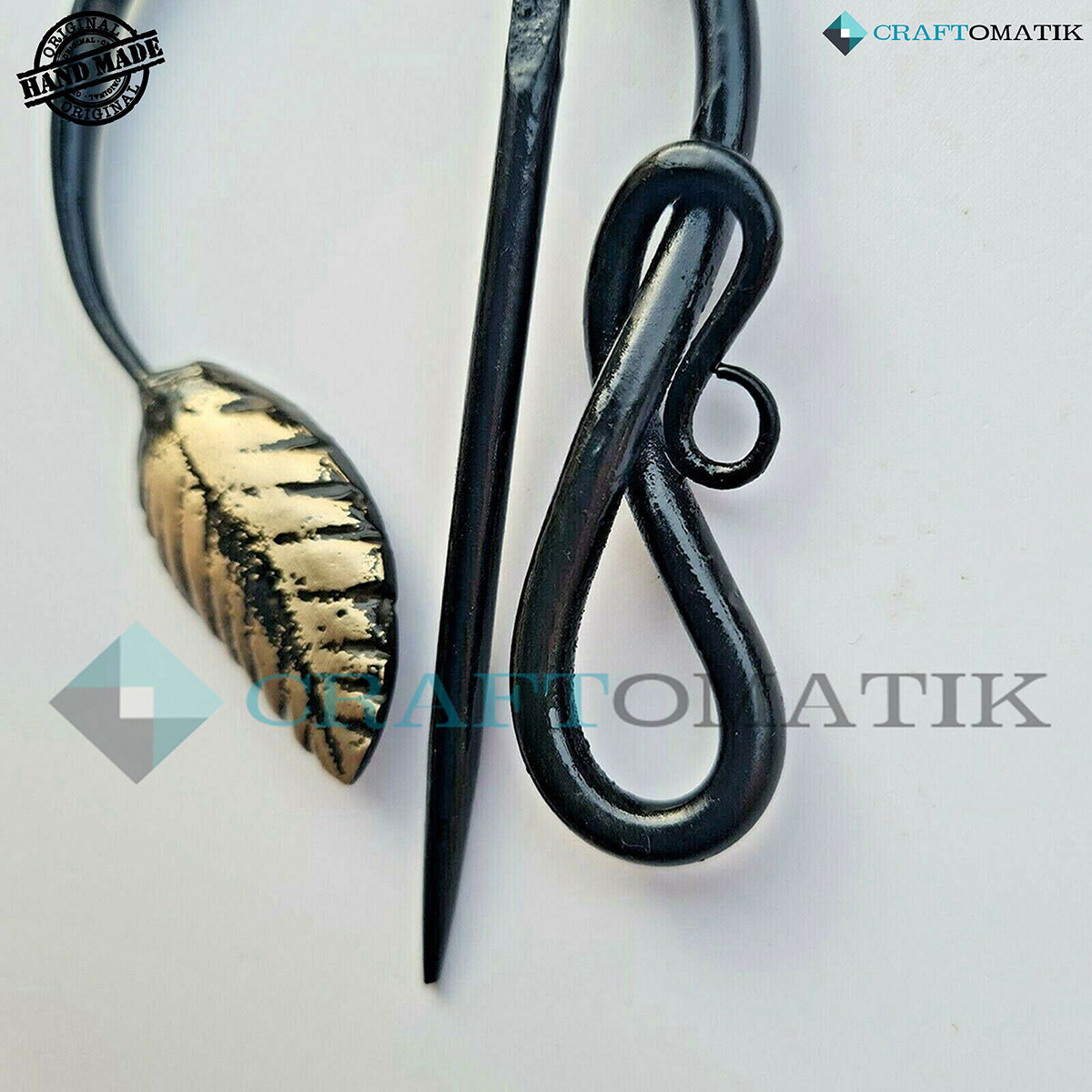 Mittelalterliche Brosche | Schmiedeeiserner Ring und Nadel, Messingblatt | Handgefertigte Wikinger LARP Fibelringverschluss-Kleidungsnadel | HFRC17