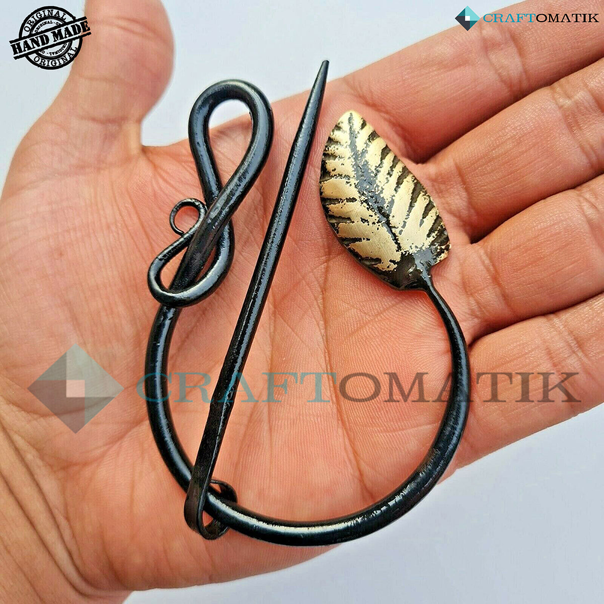 Mittelalterliche Brosche | Schmiedeeiserner Ring und Nadel, Messingblatt | Handgefertigte Wikinger LARP Fibelringverschluss-Kleidungsnadel | HFRC17