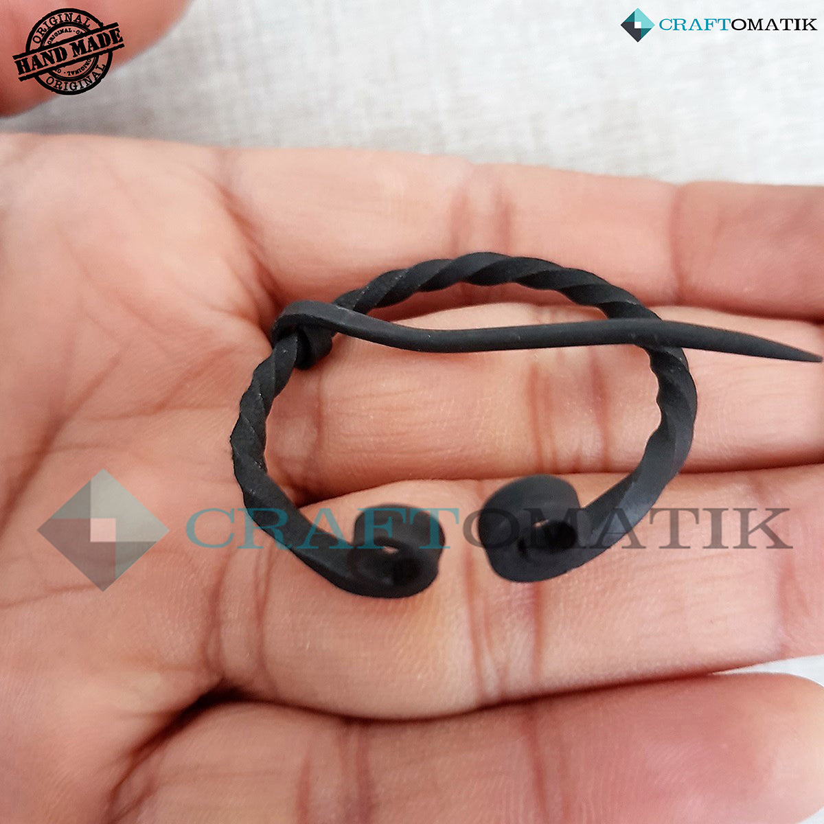 Medieval Brooch | Wrought Iron Ring and Needle | Handmade Viking LARP Fibula Ring Clasp Garment Pin | HFRC23