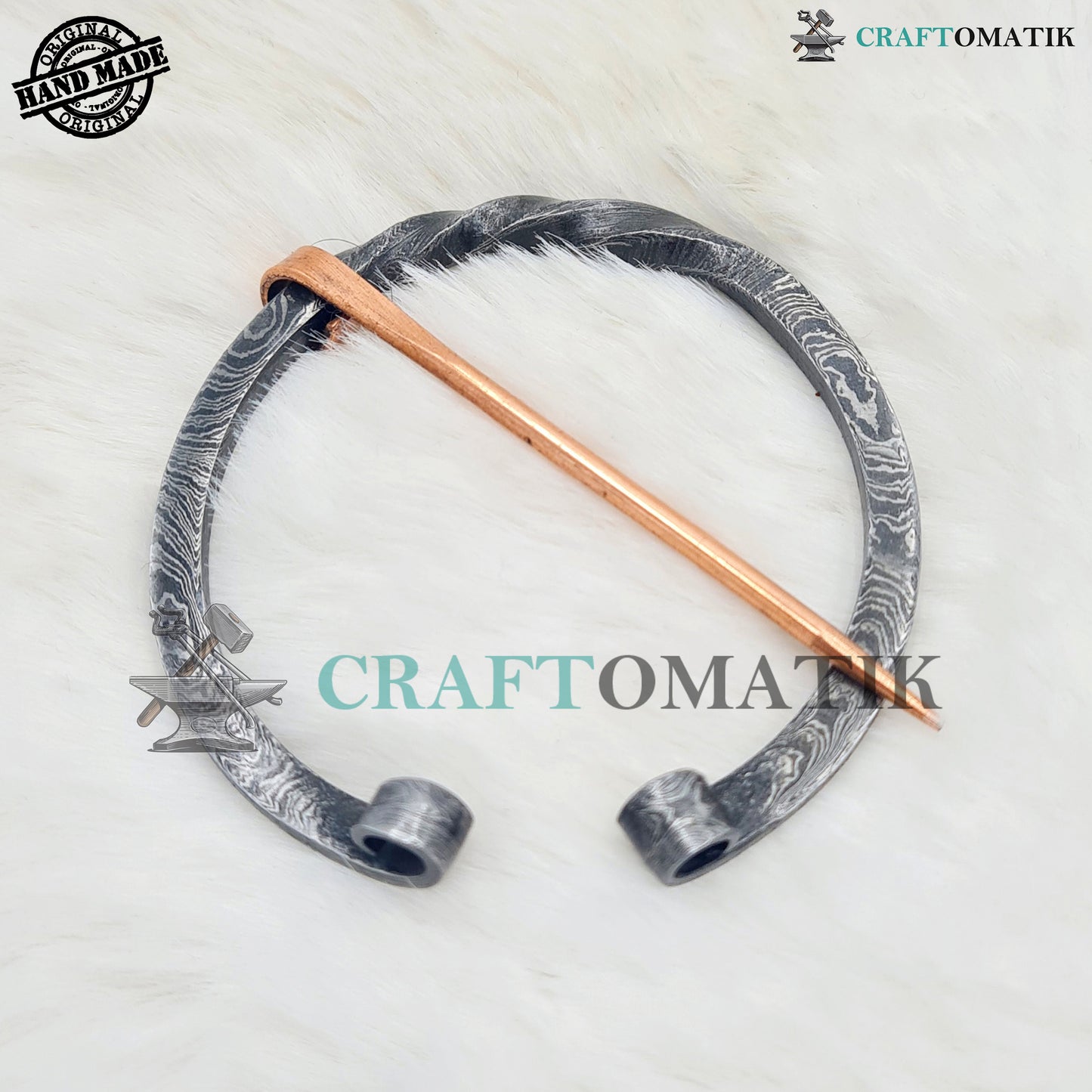 Mittelalterliche Damaszener Brosche | Ring aus Damaszener Stahl | Messingnadel | Handgefertigte Wikinger LARP-Fibel mit Ringverschluss | HFRCD01