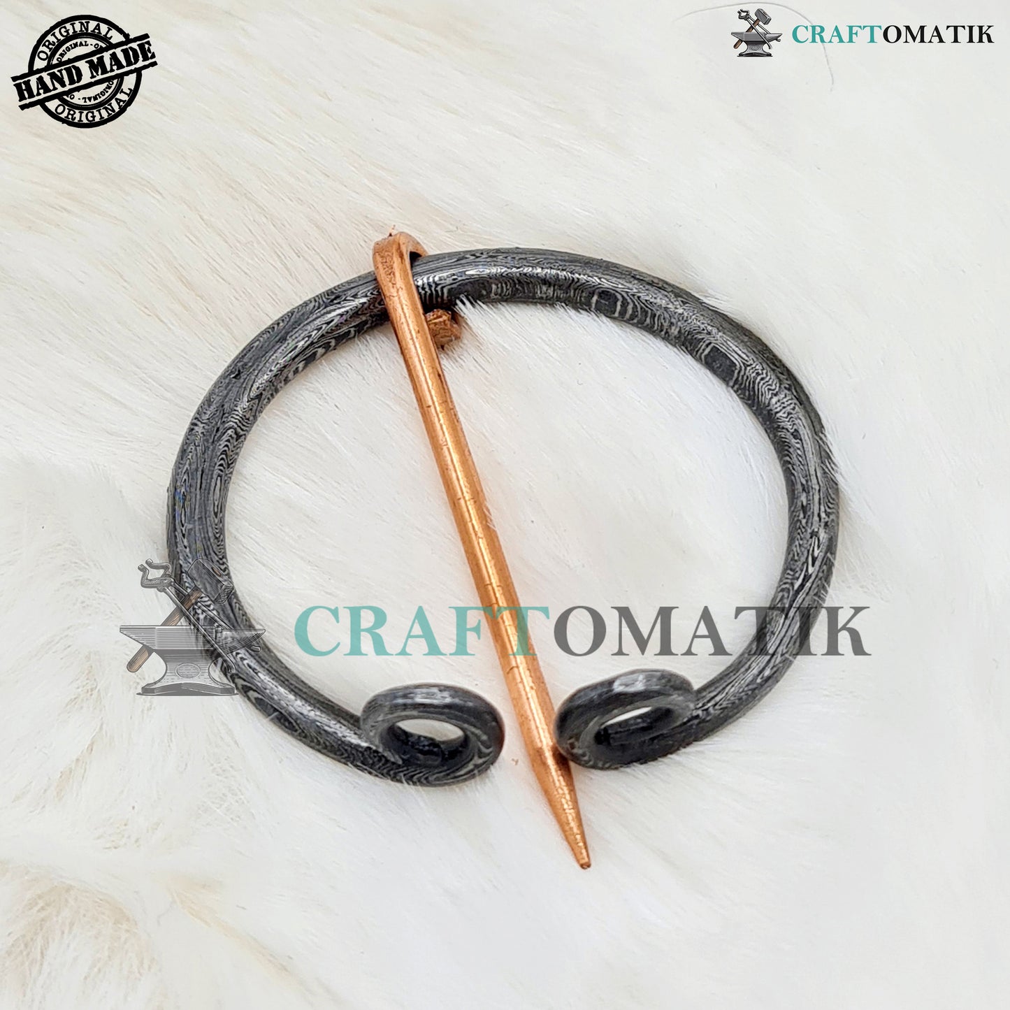 Mittelalterliche Damaszener Brosche | Ring aus Damaszener Stahl | Messingnadel | Handgefertigte Wikinger LARP-Fibel mit Ringverschluss | HFRCD05