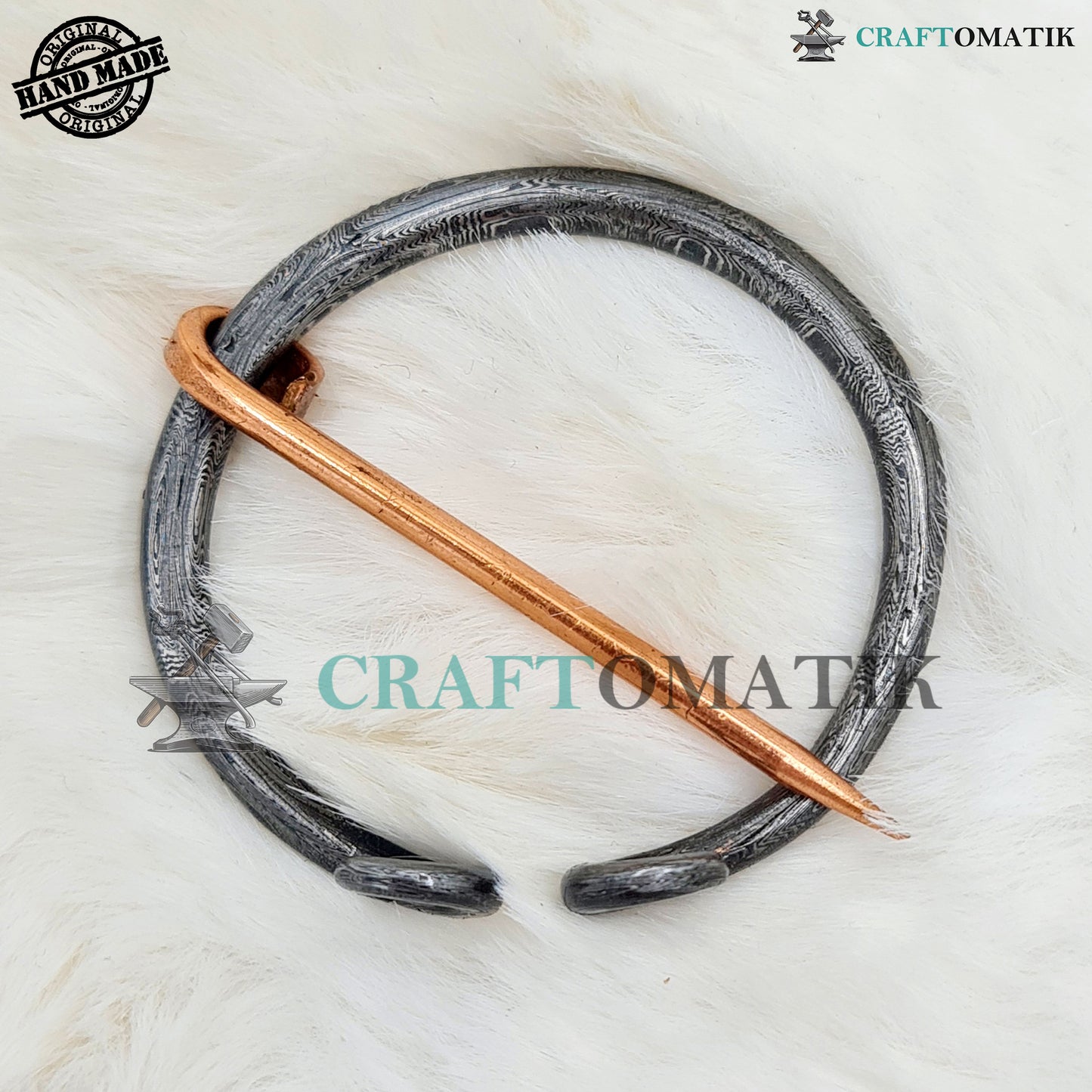Mittelalterliche Damaszener Brosche | Ring aus Damaszener Stahl | Messingnadel | Handgefertigte Wikinger LARP-Fibel mit Ringverschluss | HFRCD05