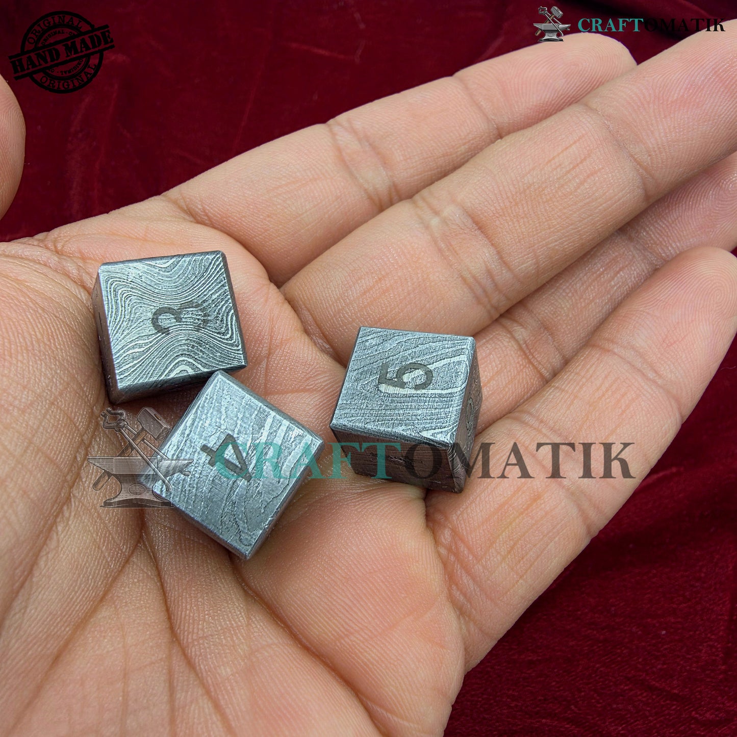 Damaszener Würfel D6 | Handgefertigte Casino-Würfel | Würfel aus Damaszener Stahl | 18 mm 6-seitig | Dekorationswürfel aus Stahl